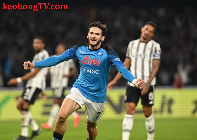 Napoli thắng Juventus 5-1 