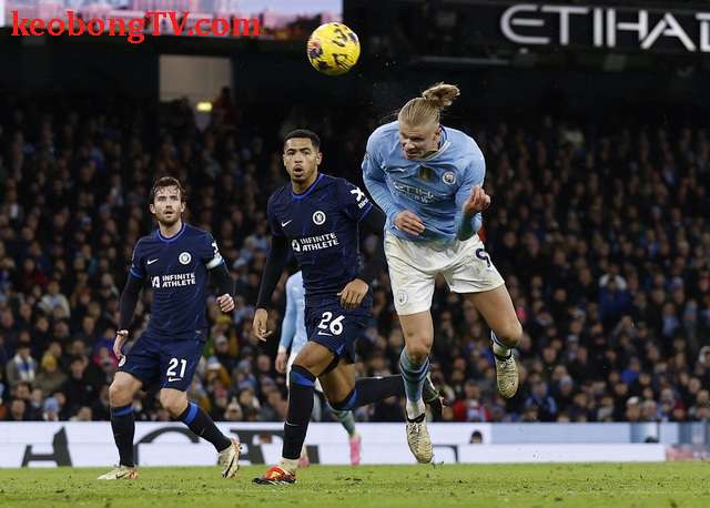  Thoát thua Chelsea, Man City lo hết thời cơ giữ cúp vô địch