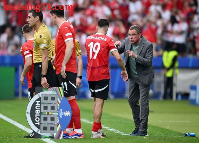  Bàn tay "ma thuật" của Ralf Rangnick