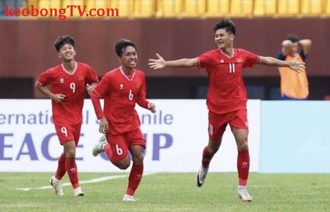  U16 Việt Nam tạo động đất trước U16 Nhật Bản, giành ngôi á quân