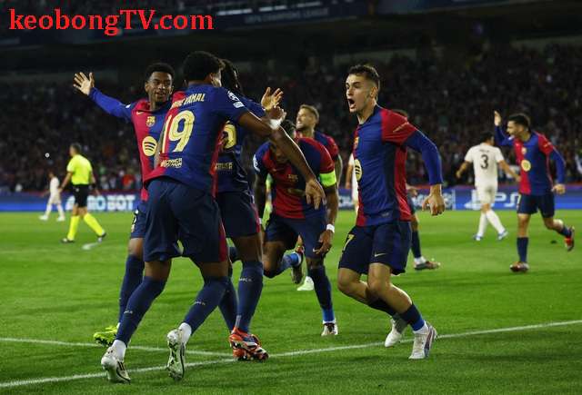 Barcelona mở "đại tiệc", Arsenal thua trận đầu ở Champions League