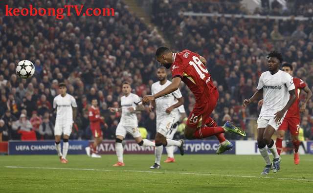  Thắng đậm Leverkusen, Liverpool lên ngôi đầu bảng Champions League