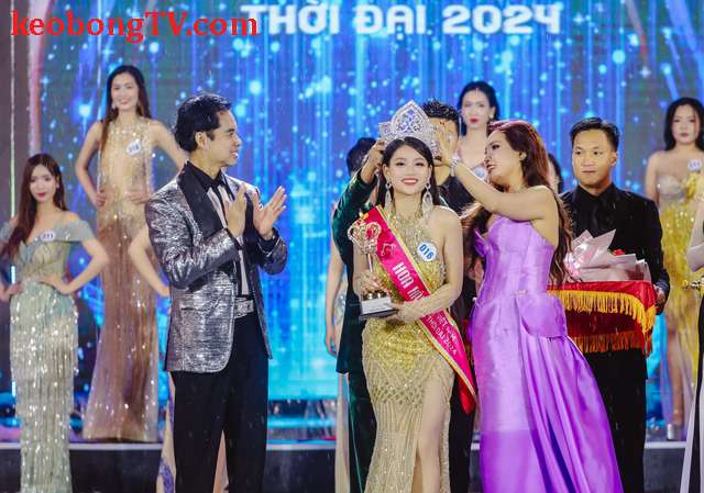  Thiếu nữ Quảng Trị đăng quang Miss Vietnam Era 2024