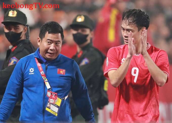 Văn Toàn chấn thương nặng, nguy cơ tạm biệt AFF Cup 2024