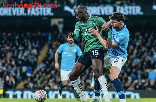  Sao trẻ O'Reilly tỏa sáng, Man City nhọc nhằn hạ Plymouth Argyle ở FA Cup