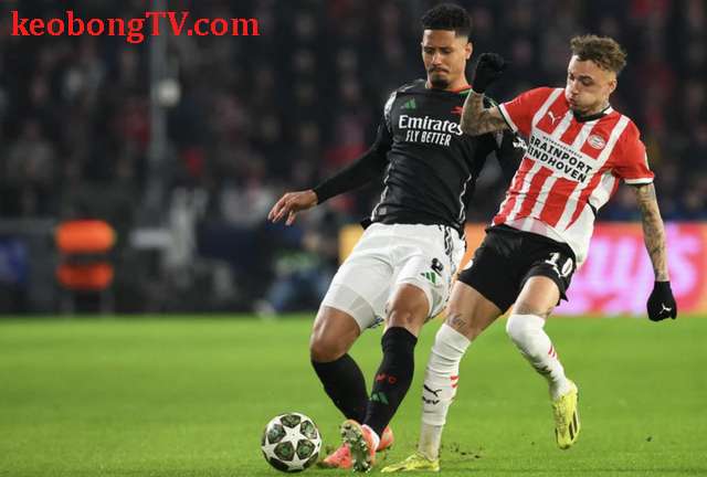  Thắng "hủy diệt" PSV 7-1, Arsenal mơ vé sớm tứ kết Champions League